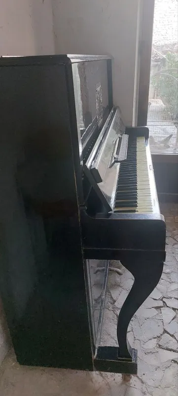 Pianino sotiladi