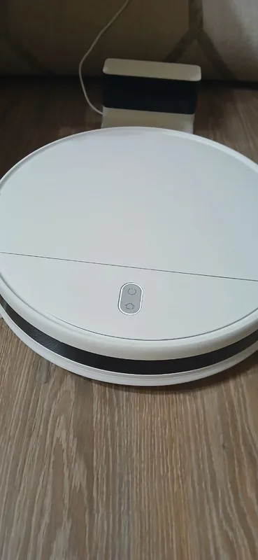 Робот пылесос Робот-пылесос Xiaomi Robot Состояние отличное Цена 500 4