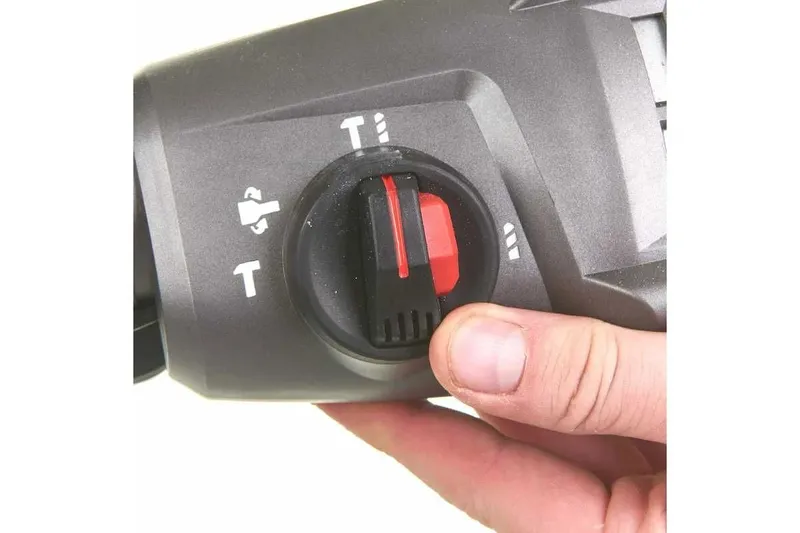 Перфоратор Milwaukee PH 26 T 3 Перфоратор Milwaukee PH 26 T 3