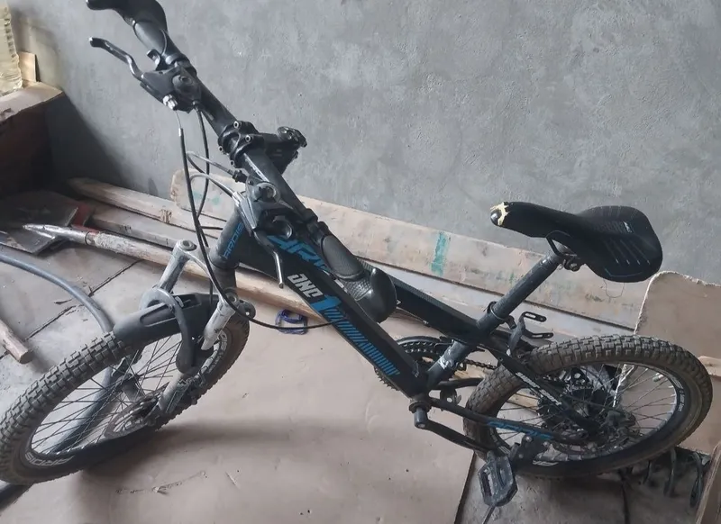 Amarzator velosiped sotiladi! 1 Amarzator velosiped sotiladi! 1