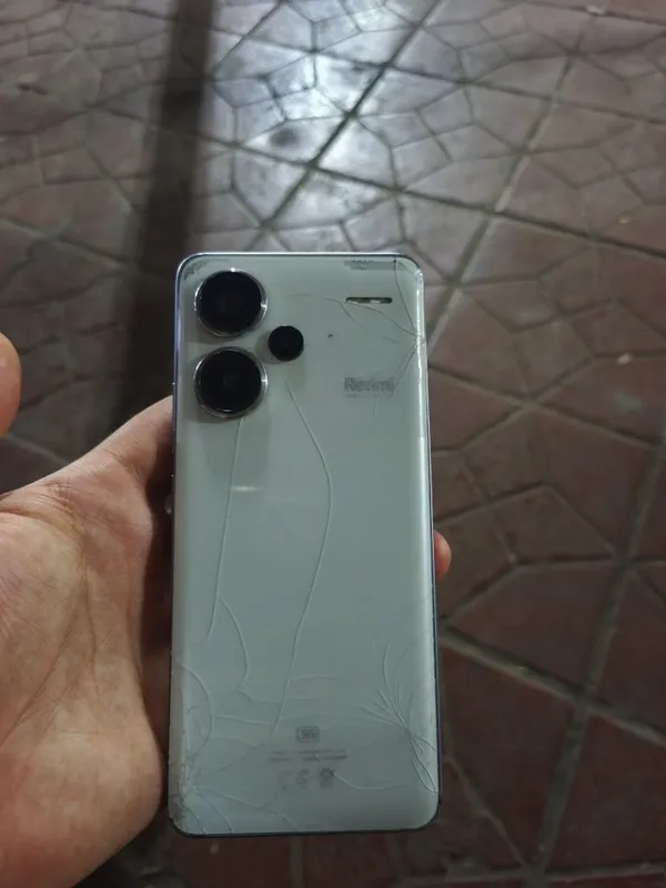 Xiaomi Redmi Note 13 Pro+ 5G 6 Xiaomi Redmi Note 13 Pro+ 5G 6