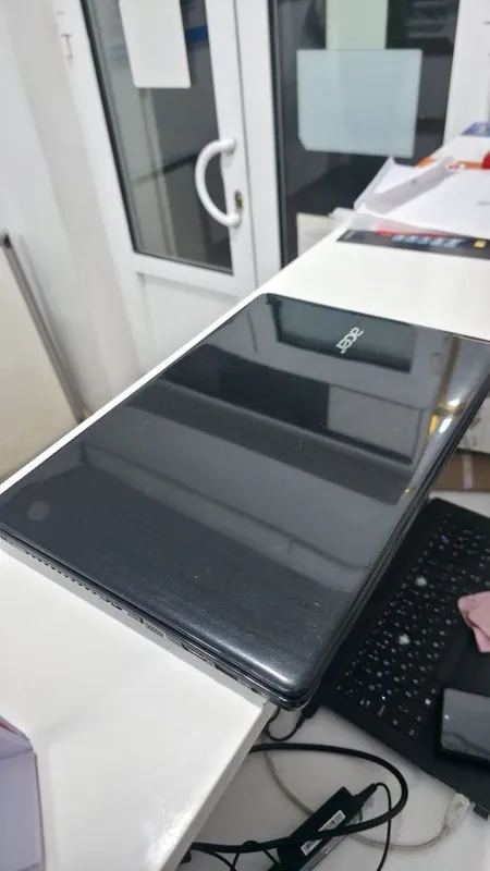 Acer Aspire E1-410 notebook. — фото 1