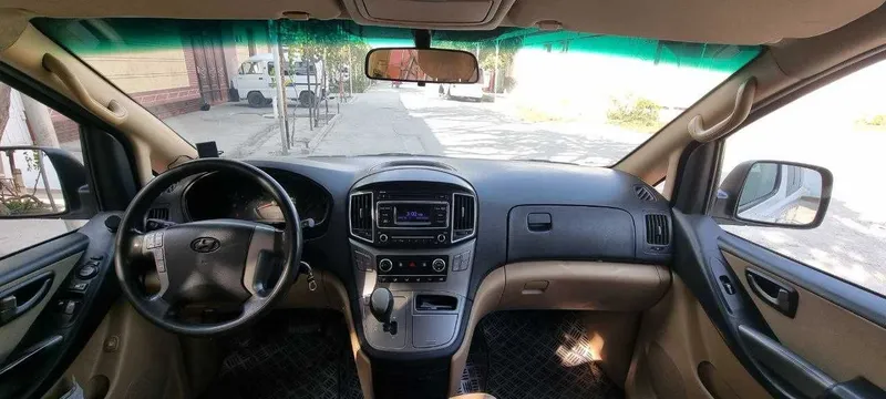 Hyundai Grand Straia mikroavtobusi 8