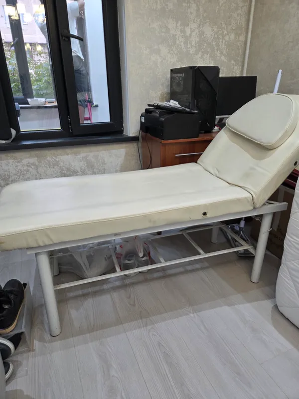 Tibbiy кушетка (kosmetologik), g‘ildirakli stollar va boshqalar 1 Tibbiy кушетка (kosmetologik), g‘ildirakli stollar va boshqalar 1
