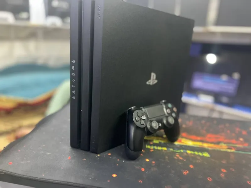 Playstation 4 pro — фото 3