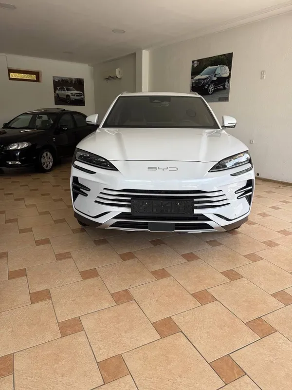 BYD song plus chempion DM-I 1