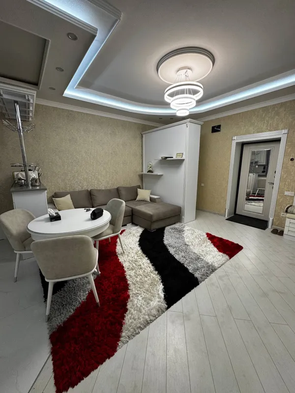 Yakkasaroy tumani bez makler 2 xona uy 350$ 5