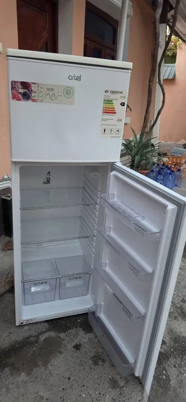 Холодильник Artel 3 Холодильник Artel 3