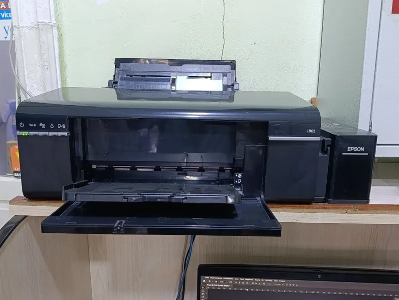 Принтер Epsom l805 2 Принтер Epsom l805 2