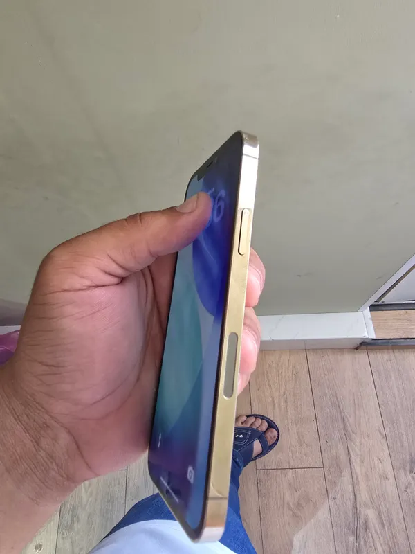 iphone 12 pro 3