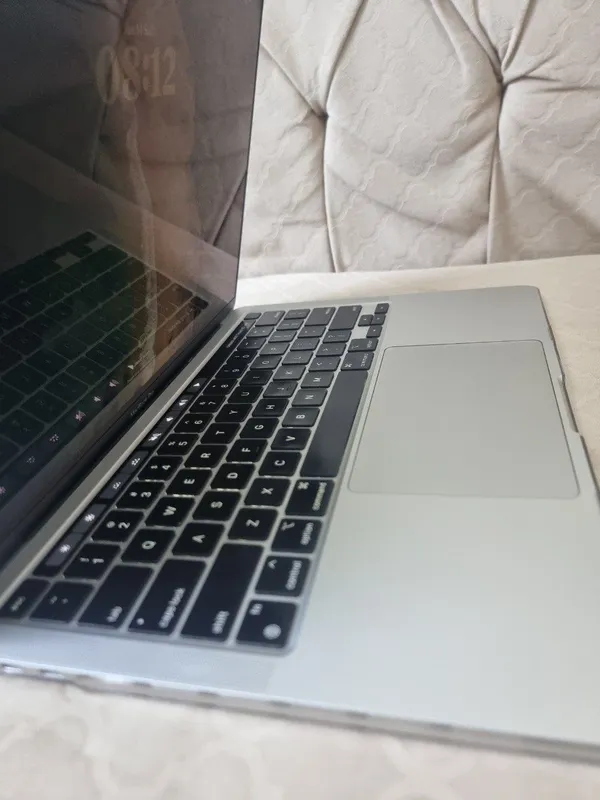 Macbook pro m1 512gb16gb 13inch 2 Macbook pro m1 512gb16gb 13inch 2
