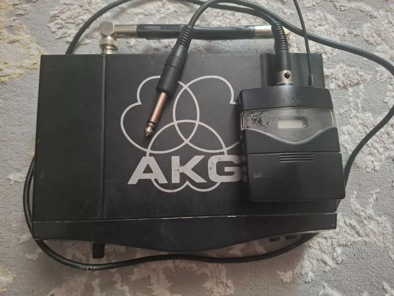 Distansionniy mikrofon akg 400 skripka gitara ushun — фото 1