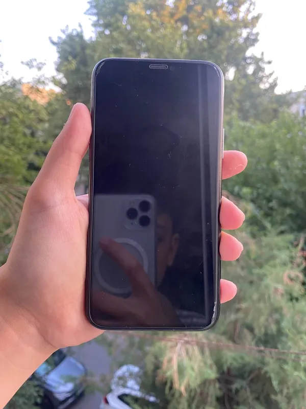 iPhone 11 Pro в идеальном состоянии 3 iPhone 11 Pro в идеальном состоянии 3