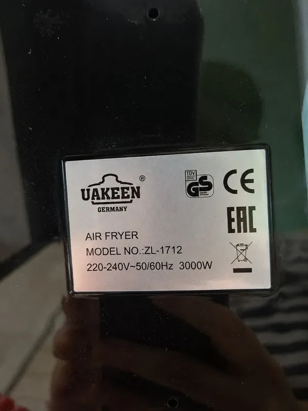 Аэрогриль / Air Fryer UAKEEN ZL-1712 — 3000W 2 Аэрогриль / Air Fryer UAKEEN ZL-1712 — 3000W 2