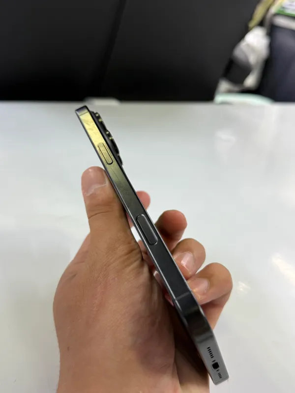 iPhone 16 pro max black 95% 3 iPhone 16 pro max black 95% 3