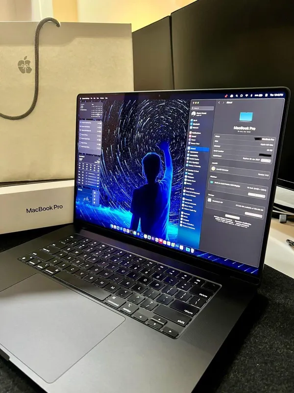 M3 Max 48gb/1tb 40 yadr MacBook pro M3 Max 48gb/1tb 40 yadr MacBook pro