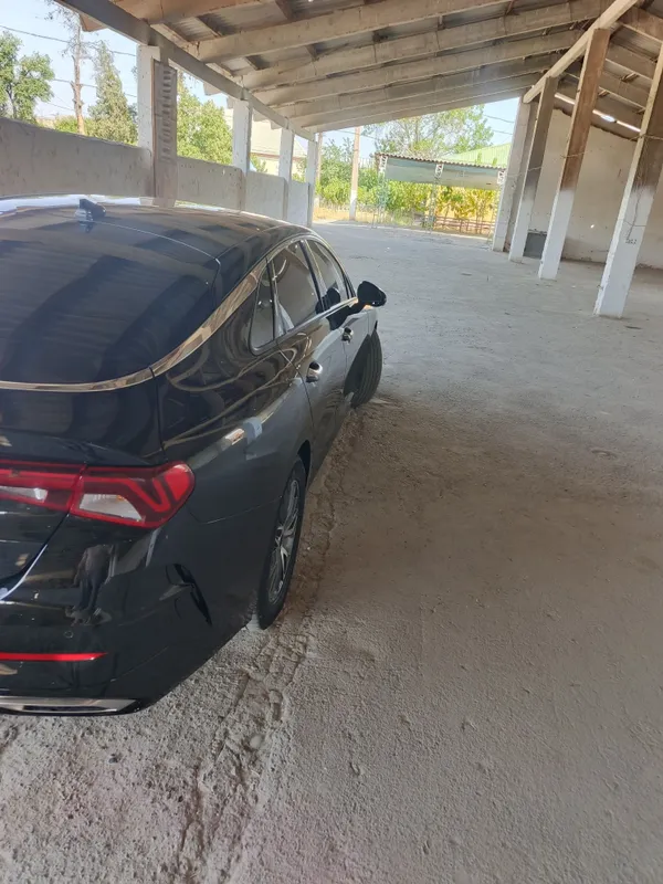 Продаётся Kia 5 6