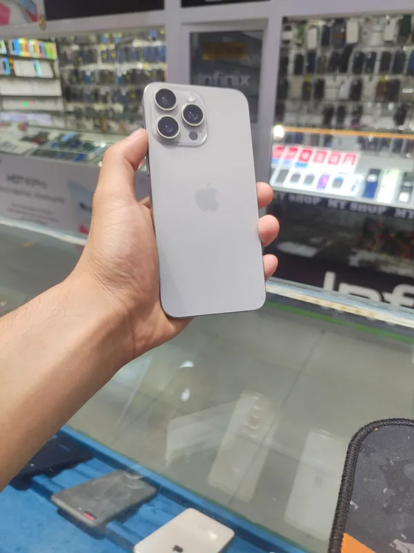 iphone 15 pro Max 1