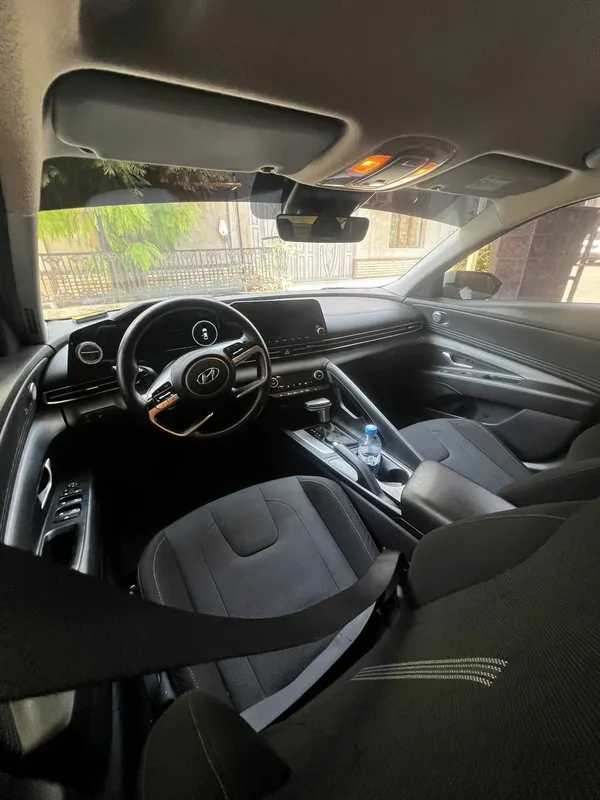 Elantra Full 2021 Avtomat 1.6 4 Elantra Full 2021 Avtomat 1.6 4