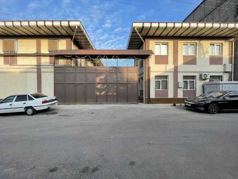 База 11 соток Зангиотинский район Тахта Базар строения 1500 м² — фото 2