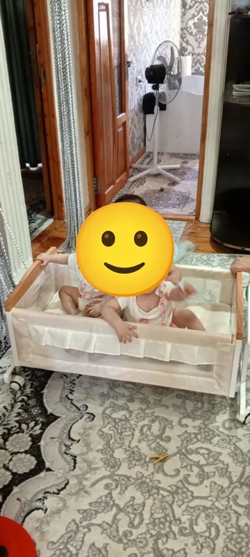 Маленький диван для детей с люлькой