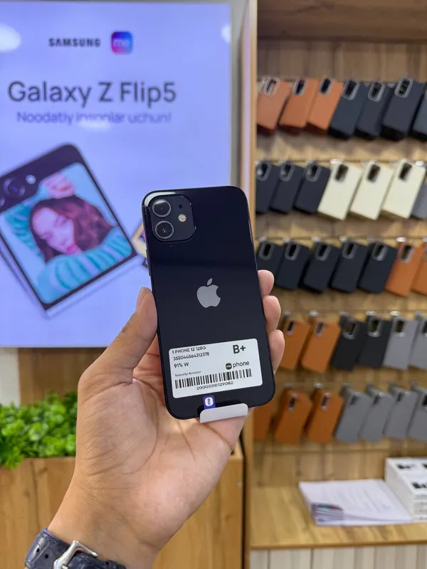 I PHONE 12