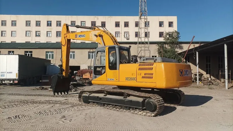 Экскаватор XCMG XE260C 3 Экскаватор XCMG XE260C 3