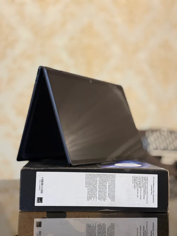 HP Omnibook X Flip 14 — фото 1