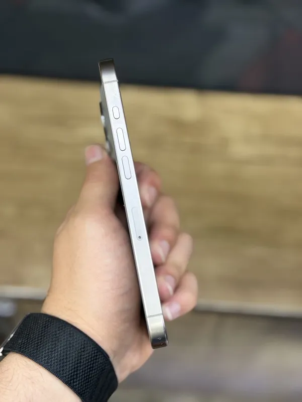 iPhone 15 Pro Natural 128gb 3 iPhone 15 Pro Natural 128gb 3