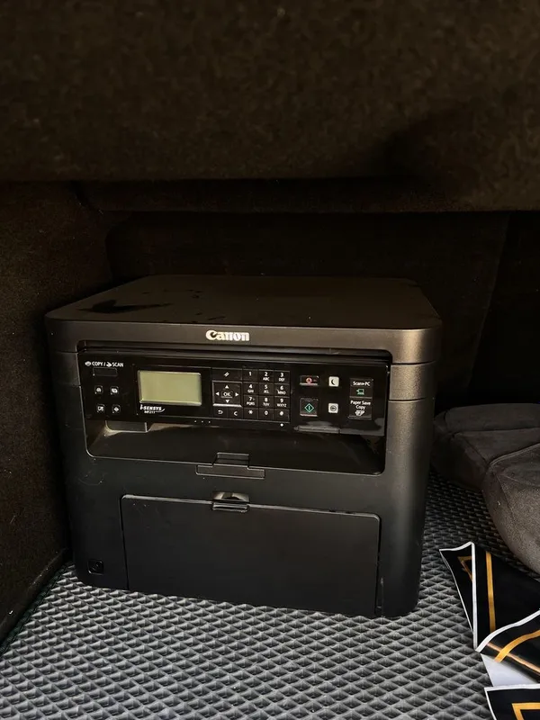 Продается принтер canon mf211