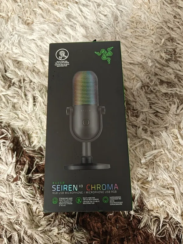 Микрофон Razer Seiren V3 Chroma RGB