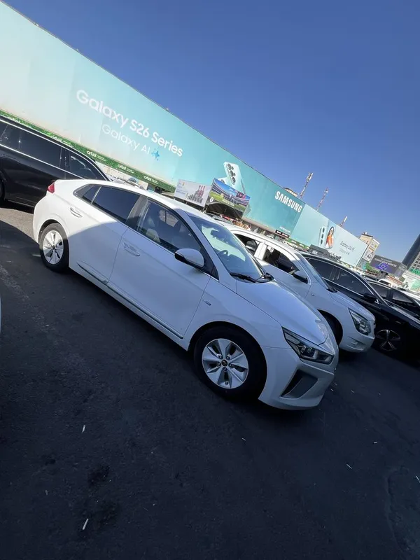 Электромобиль Hyundai Ioniq 2 Электромобиль Hyundai Ioniq 2