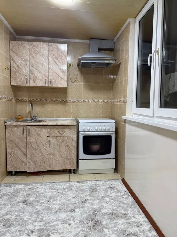 Продам 2-комнатную квартиру в Учтепе 2