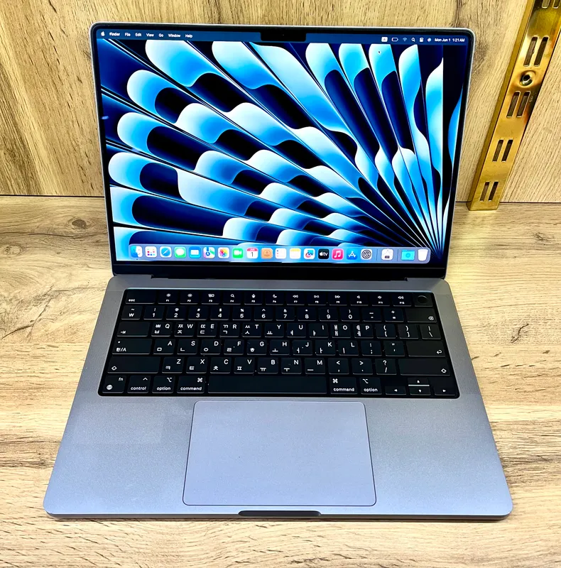 (32GB/512GB) MacBook Pro M1 Pro - Noutbuk Макбук — фото 6