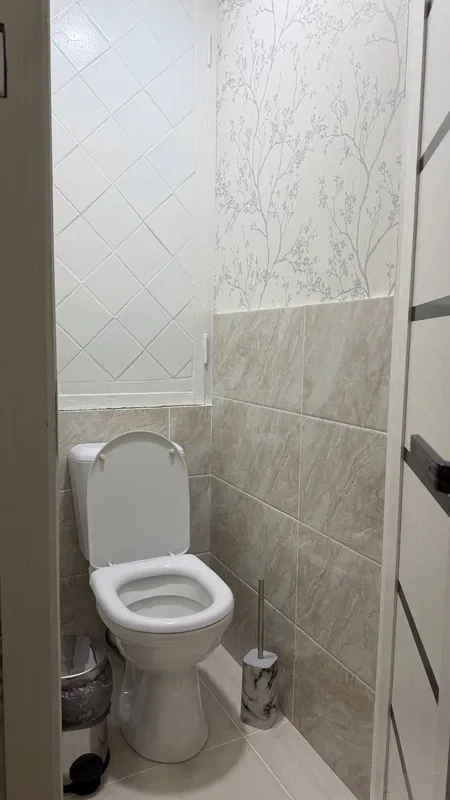 Yalangach 2/3/4, 48 m², Maishiy xizmat uyi, Shirin bozori 8 Yalangach 2/3/4, 48 m², Maishiy xizmat uyi, Shirin bozori 8