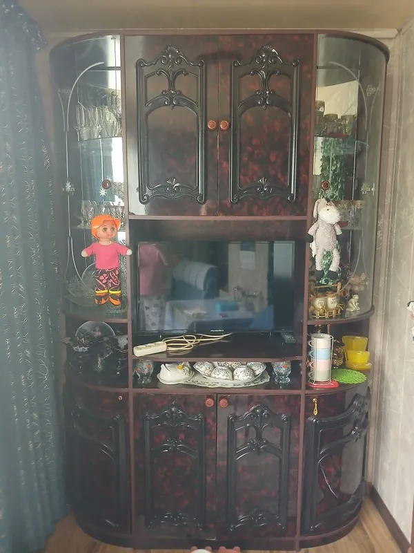 Продаётся стенка