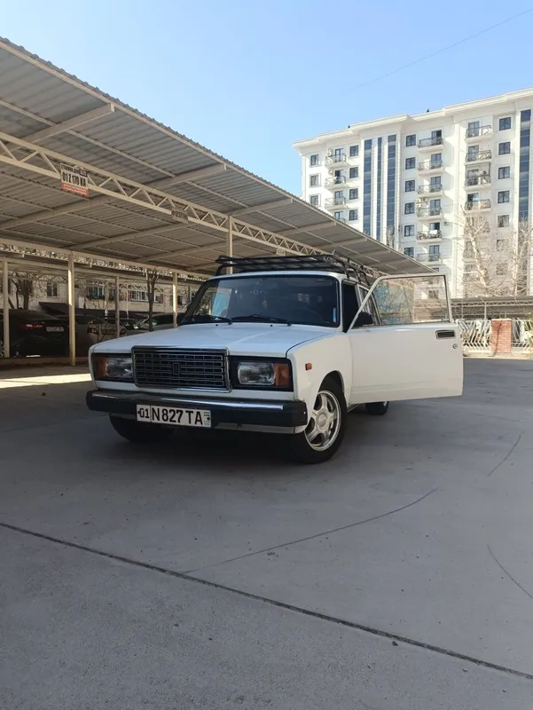 2107 Lada 2003 год