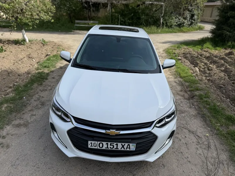 Продаю Onix premier 2