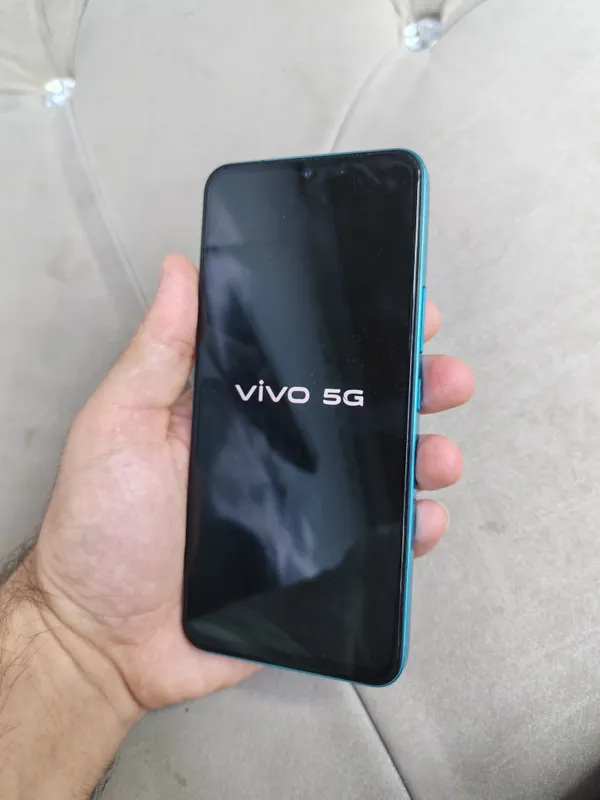 Vivo V25 5G 3