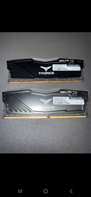 DDR4 operativ xotirasi, turli hajmlar, brendlar va chastotalar 6 DDR4 operativ xotirasi, turli hajmlar, brendlar va chastotalar 6