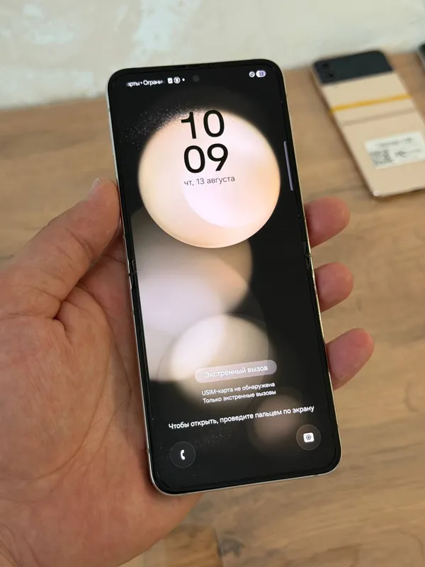Samsung Z Flip 5G, 256 ГБ, 8 ГБ, SIM/eSIM, идеальное состояние 1 Samsung Z Flip 5G, 256 ГБ, 8 ГБ, SIM/eSIM, идеальное состояние 1