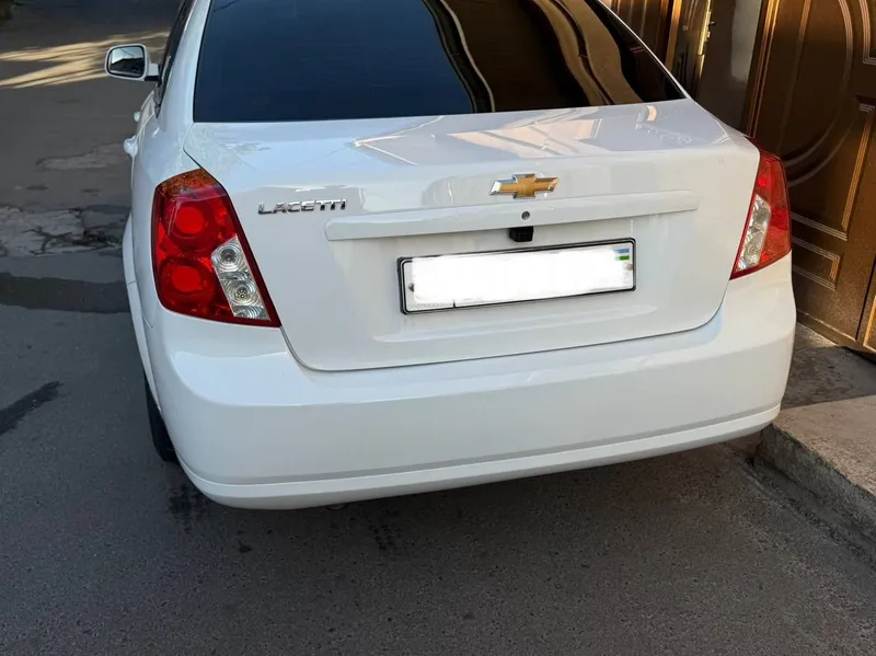 Продаётся автомобиль 2 Продаётся автомобиль 2