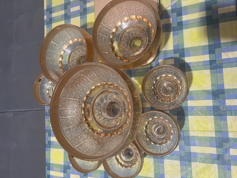 Bu yangi bir iki marta ishlatilgan holos