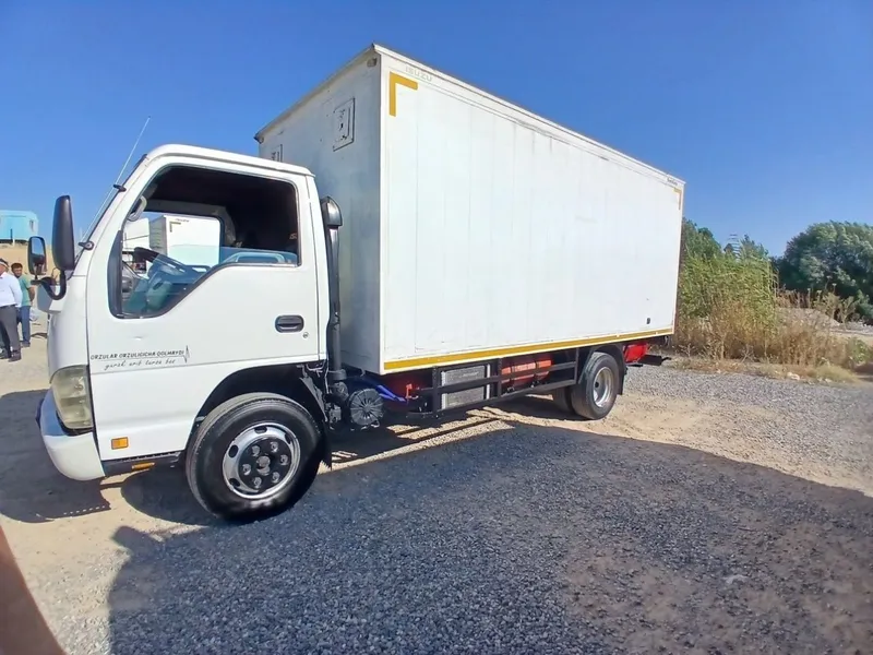 Isuzu. sotiladi 4