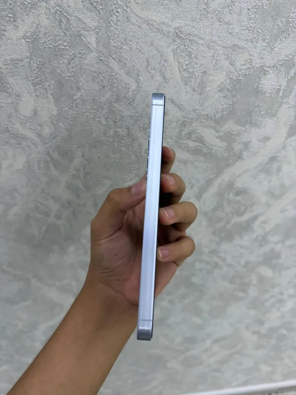 Samsung A55 5G 8/128 ГБ, белый, идеальное состояние, без коробки 3 Samsung A55 5G 8/128 ГБ, белый, идеальное состояние, без коробки 3