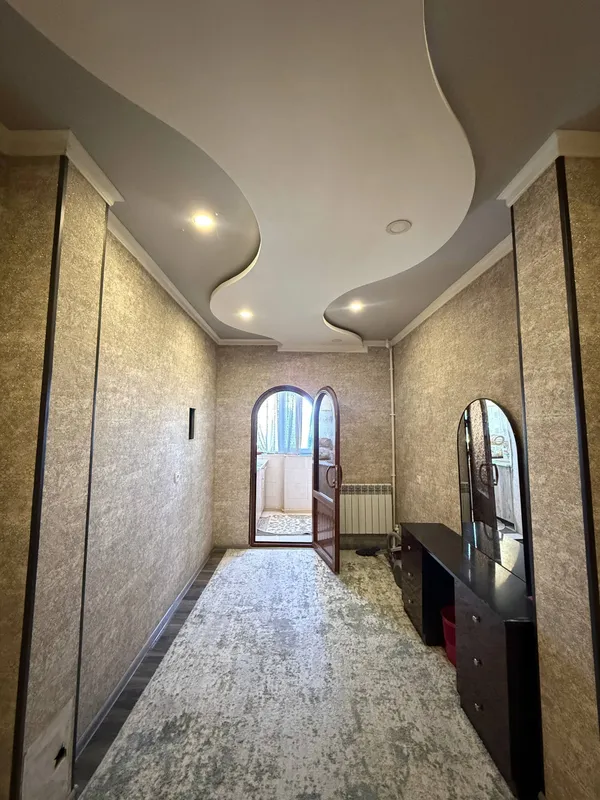 2-комнатная квартира, 3 этаж, Карши, рядом с часами, Бахор 4 2-комнатная квартира, 3 этаж, Карши, рядом с часами, Бахор 4