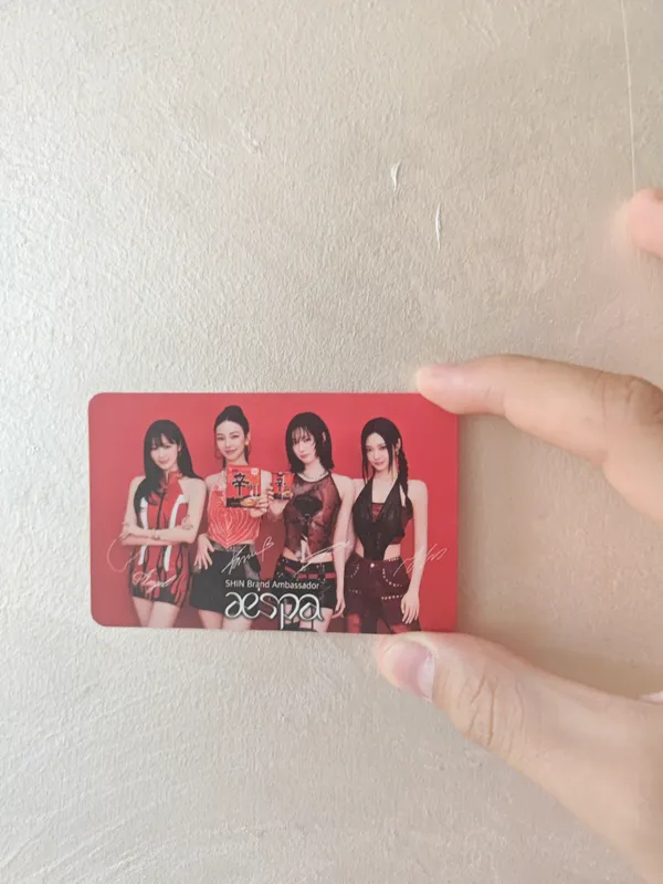 SHIN Ramyun aespa rasmiy promo karta 1