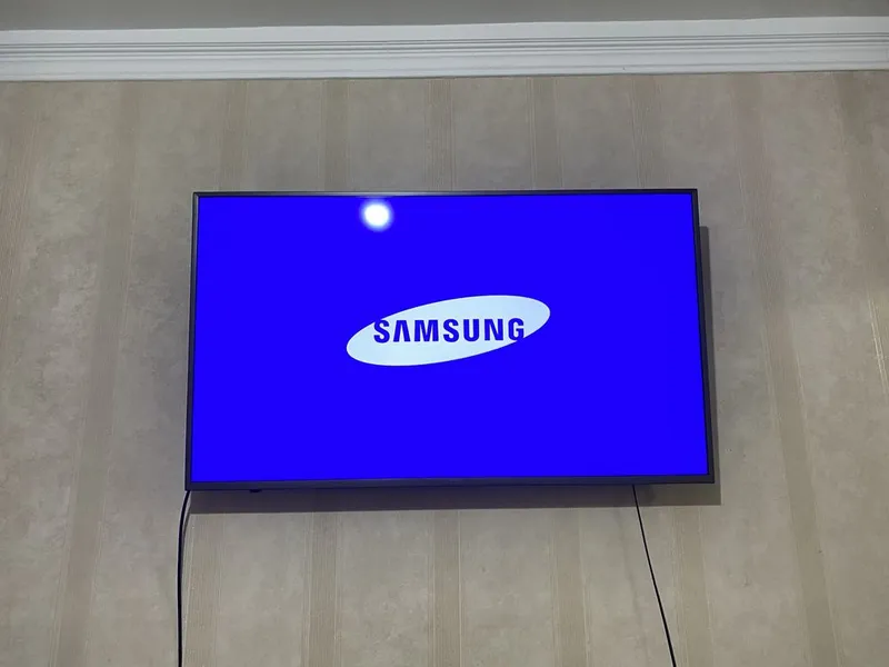 A’lo holatdagi Samsung 50 dyuymli Smart TV televizor 2 A’lo holatdagi Samsung 50 dyuymli Smart TV televizor 2