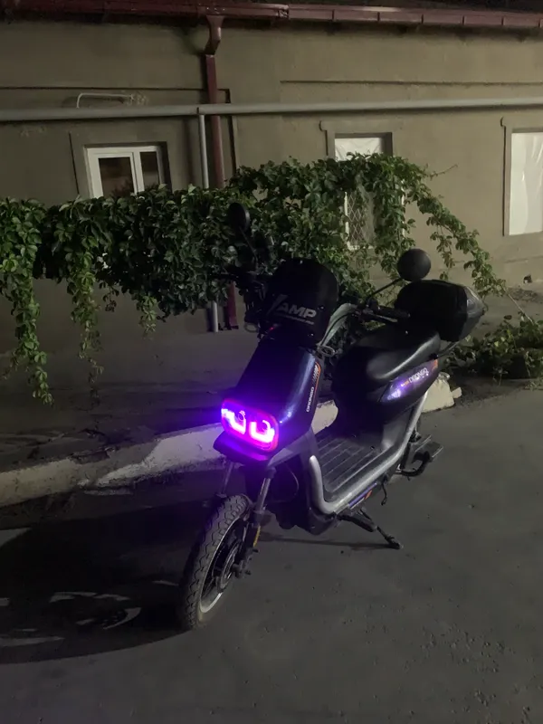 skuter sotiladi holati yaxshi 4