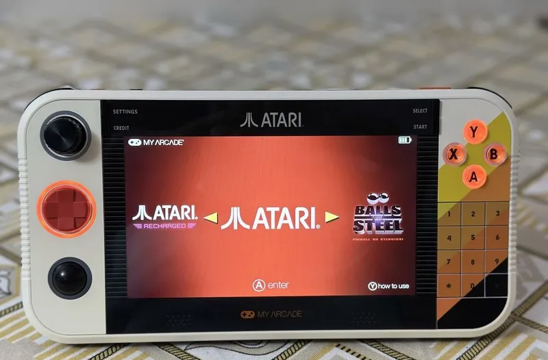 ATARI GameStation Go. 200+ videoo‘yin | JEUX VIDEO 7 ATARI GameStation Go. 200+ videoo‘yin | JEUX VIDEO 7